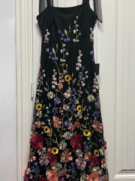 Lulus Dresses & Skirts - Lulus dress